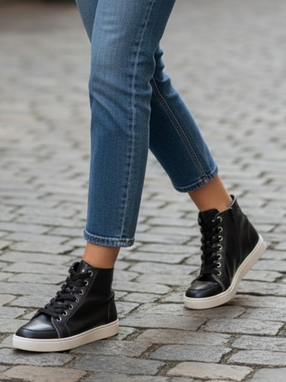 Frye & Co Black Leather High Top Sneakers Side Zip Lace Up Casual Shoes Size 6